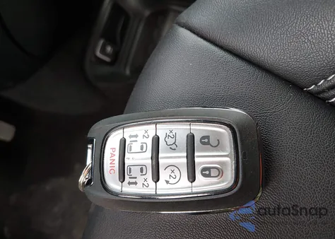 2026 Chrysler Pacifica Select из США, поврежденный, VIN 2C4RC1BG5TR179998